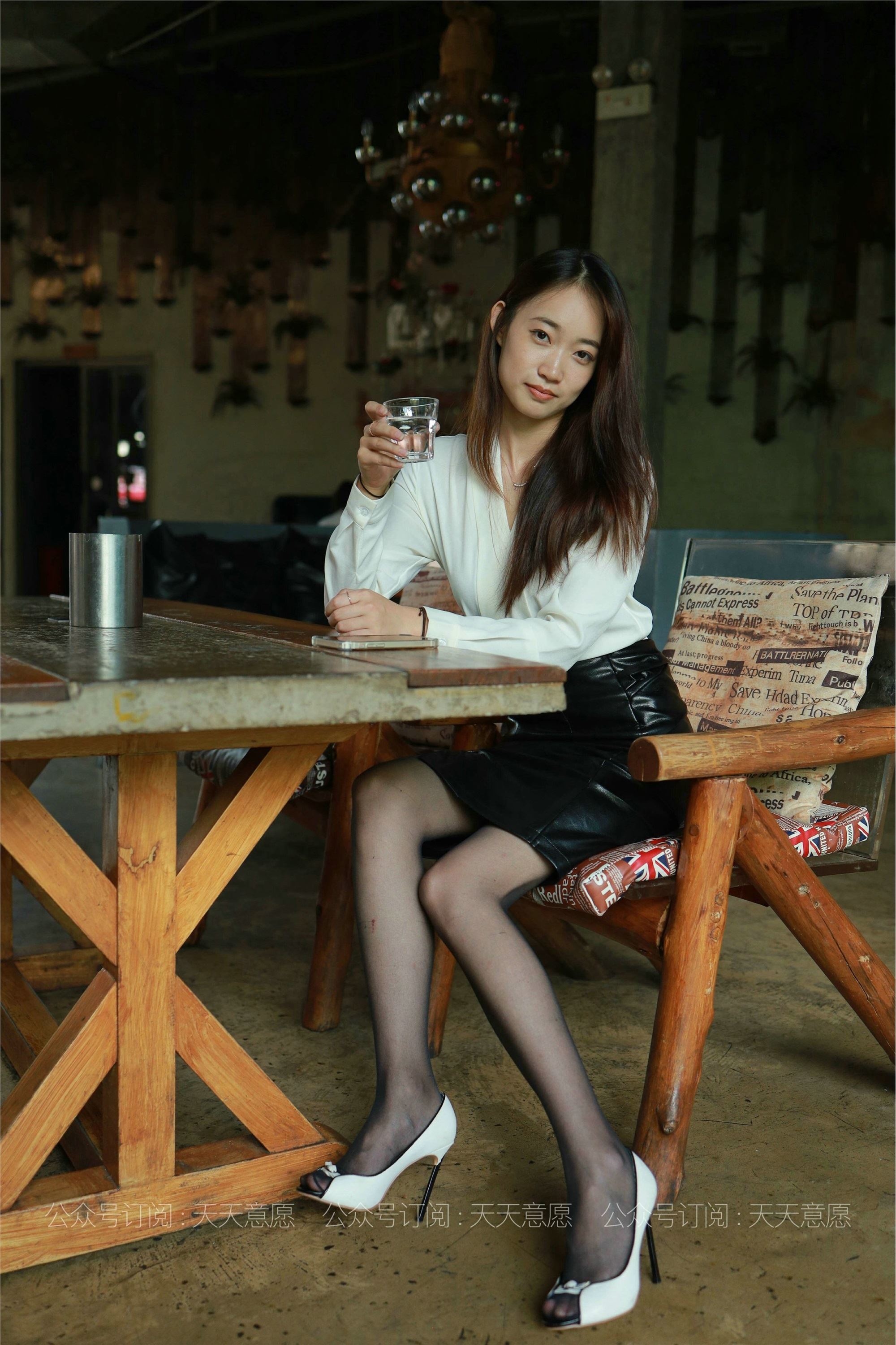 IESS异思趣向  2021.06.30 丝享家847：小高《OL黑玫瑰》